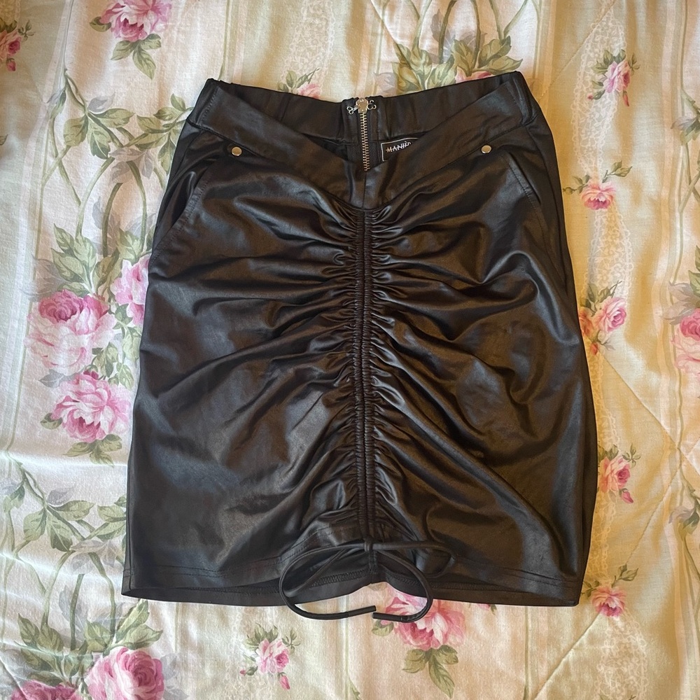 Ruched Black Body Con Mini Skirt